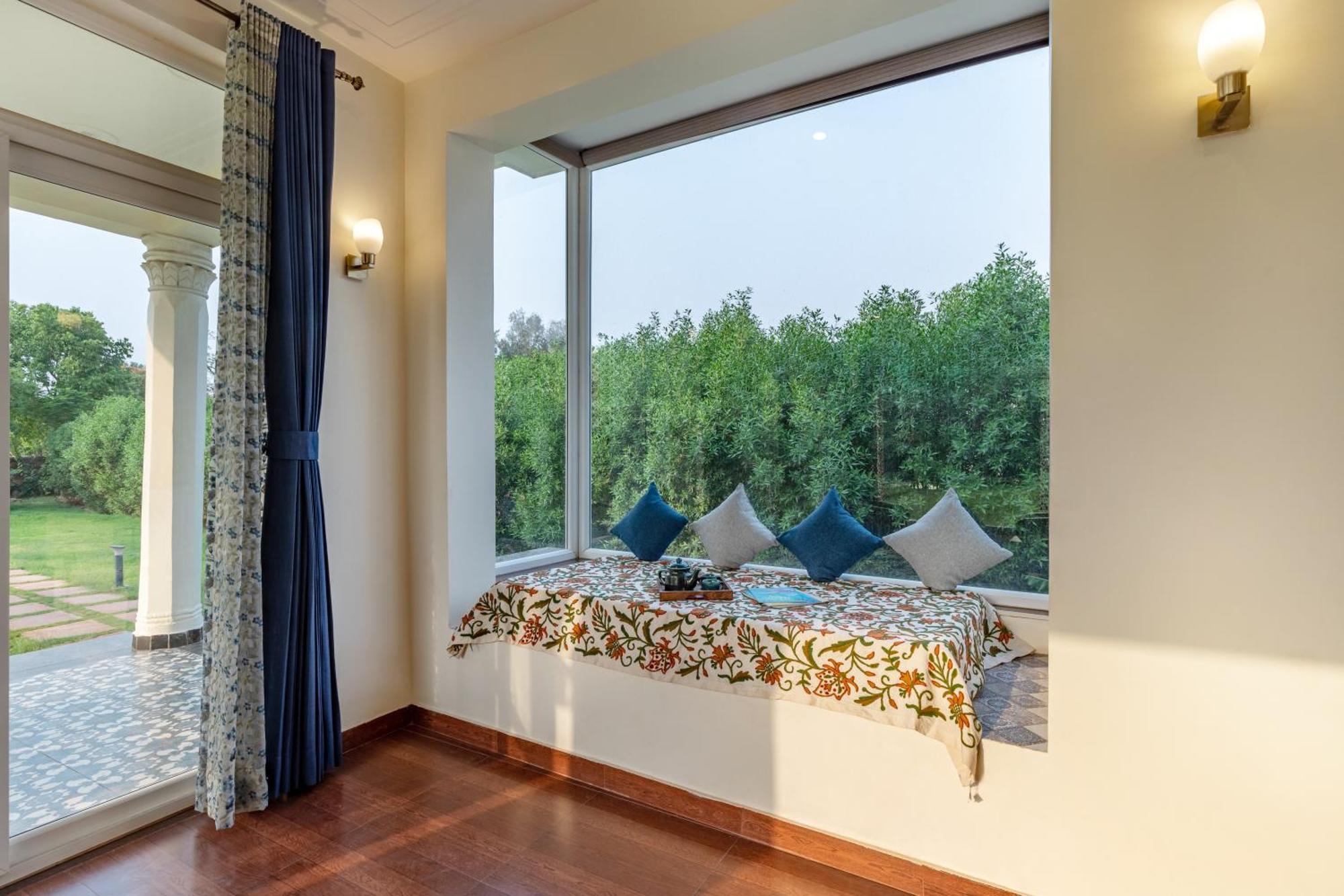 Alaya Stays Raga 2Bhk Farmstay With An Entertainment Lounge Sohna Bagian luar foto